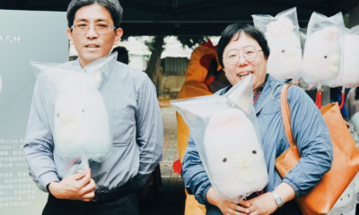 計畫協同主持人陳凱雯老師、呂慎華老師體驗製作棉花糖